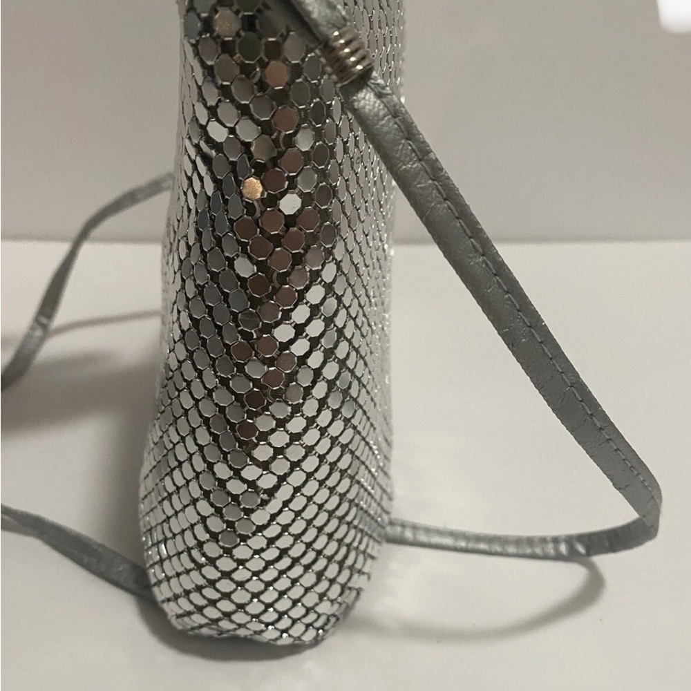 Vintage Aluminum Silver Mesh Clutch - Picture 3 of 7